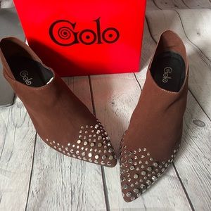 Golo Paz wedge embellished shoe